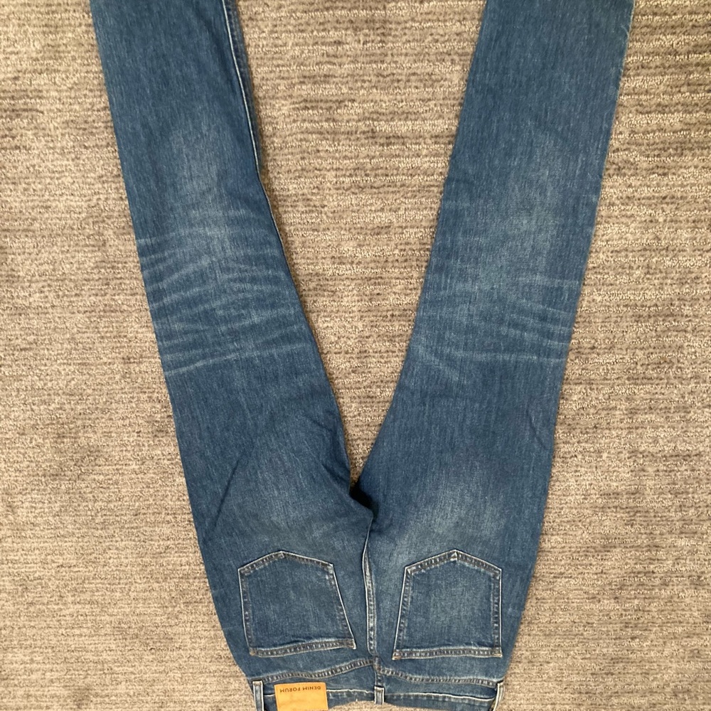 High waisted 90s Yoko fit denim forum straight leg